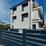 Kikoeto Setany I. Apartment