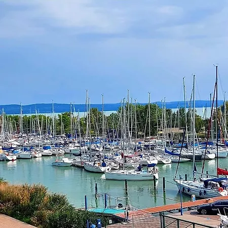 Appartement Kikötő Sétány I. Balatonszárszó